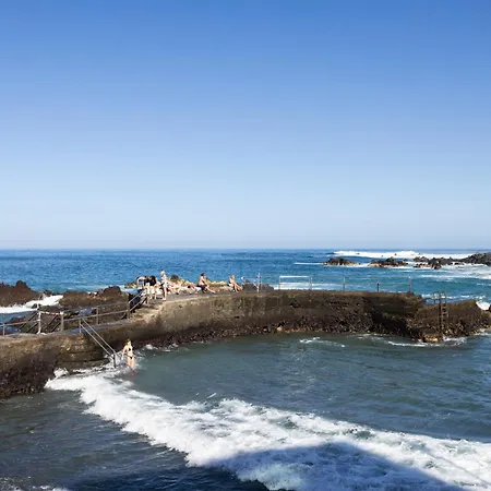 Refugio Del Charco * Puerto de la Cruz (Tenerife)